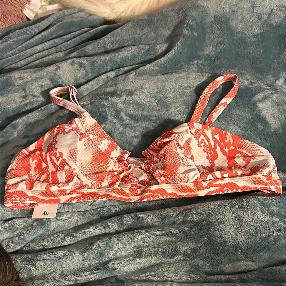 Stylish Orange and White Bikini Top XL nwt